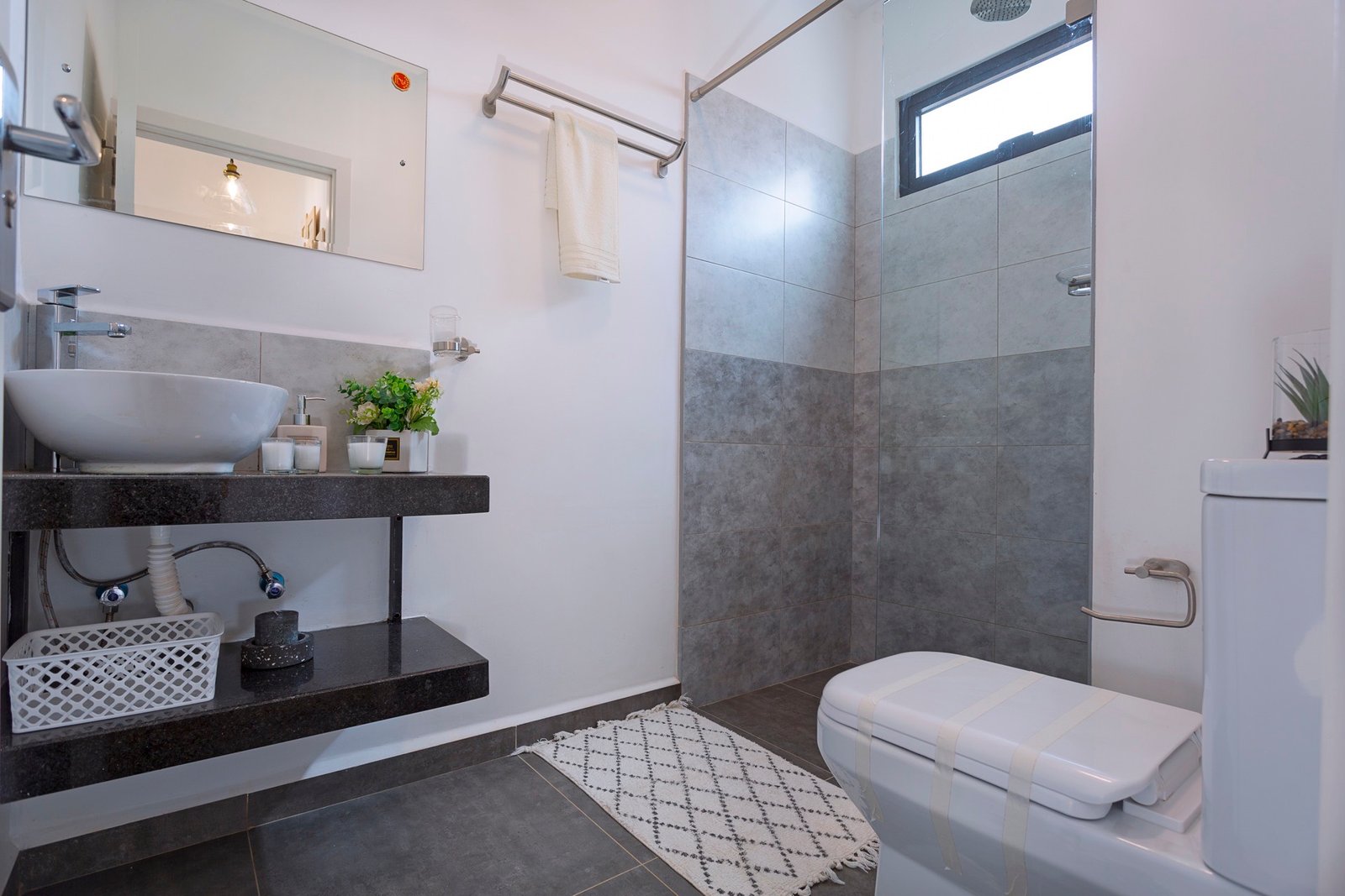Unity One bathroom